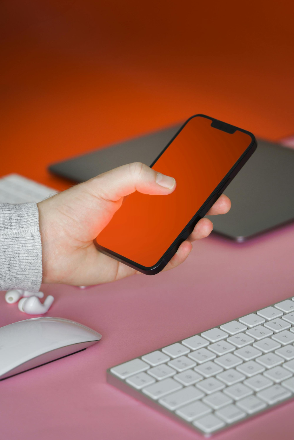 What are the different types of screen and which one should I choose?